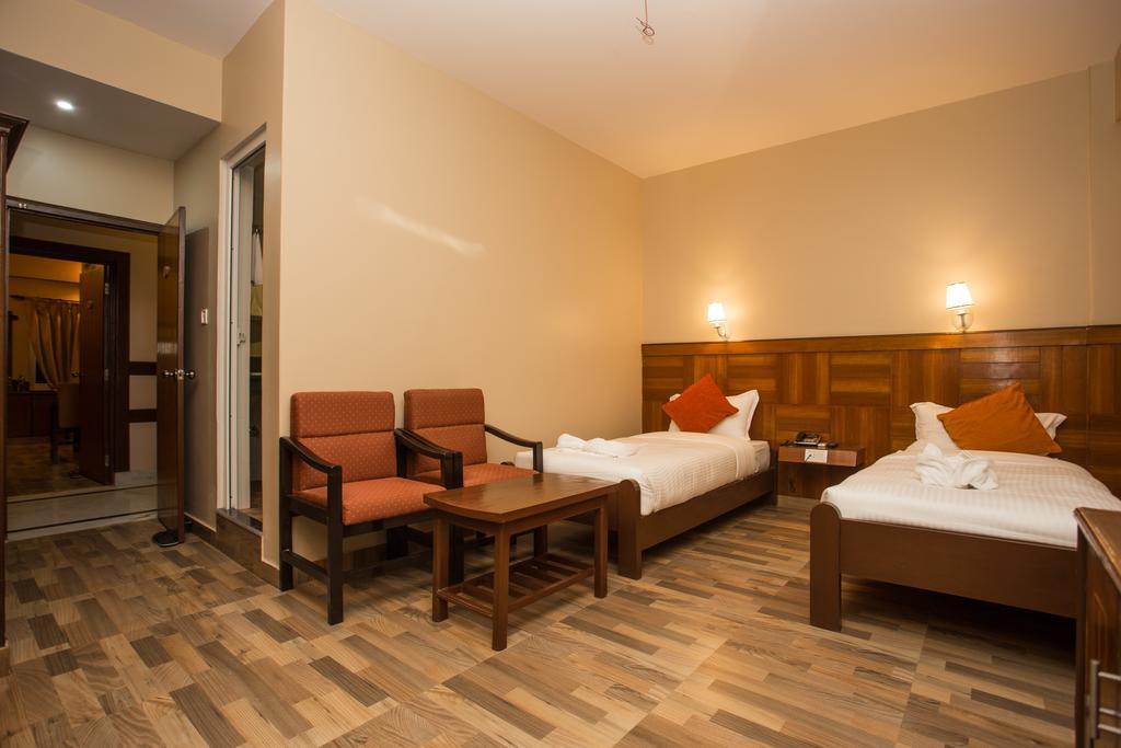 Pokhara Choice Inn Exterior photo